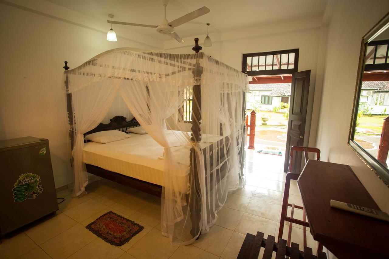 Sonri Villa Sea View Unawatuna Extérieur photo