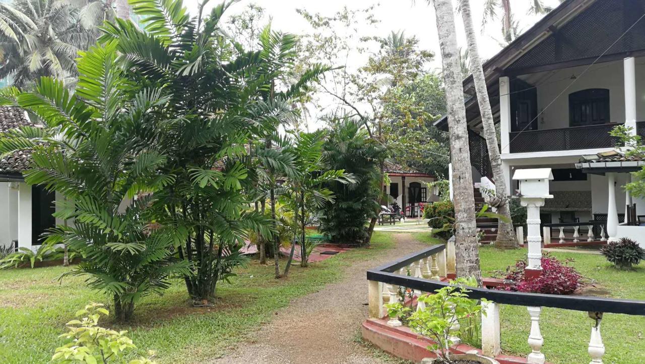 Sonri Villa Sea View Unawatuna Extérieur photo