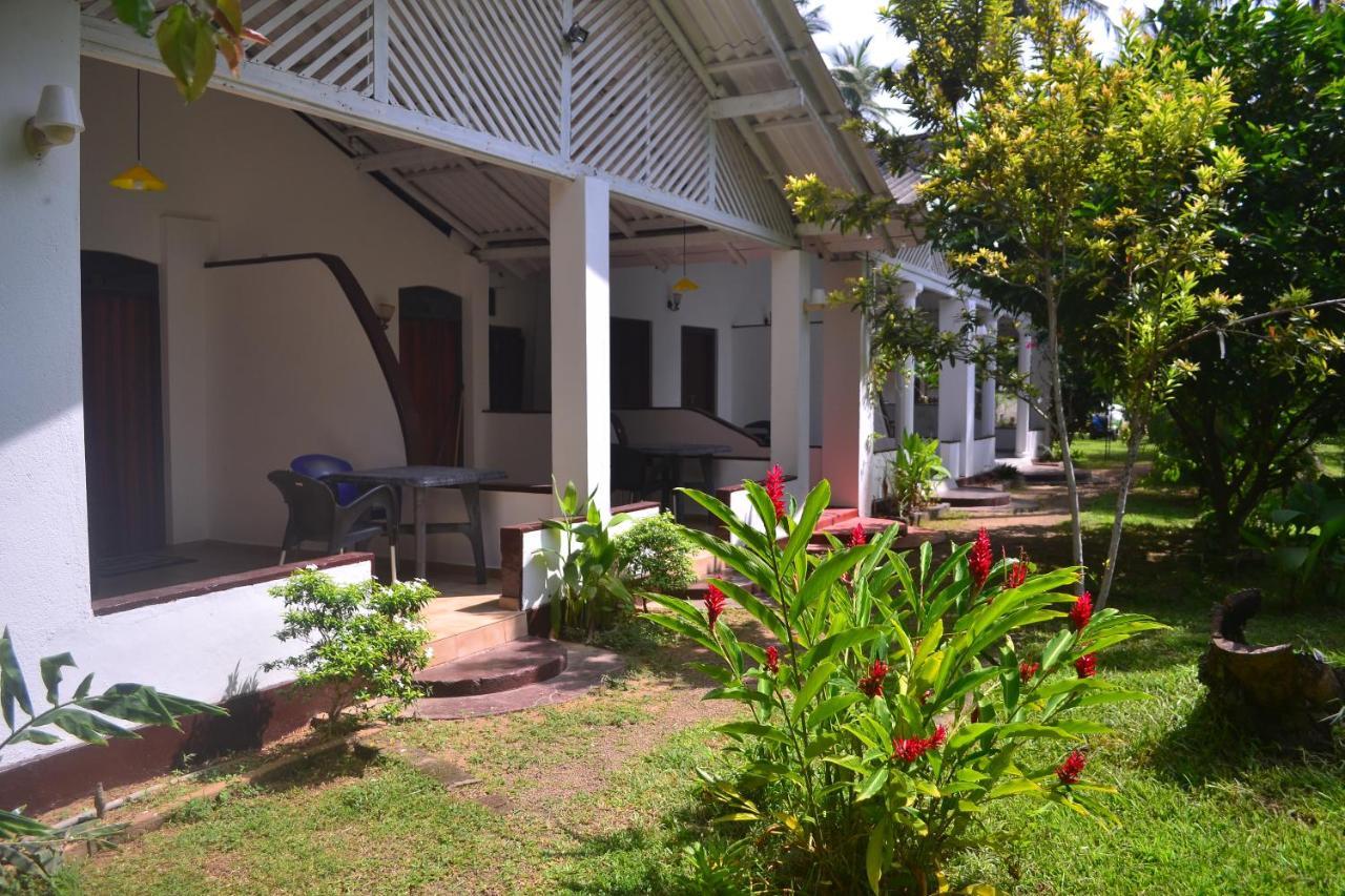 Sonri Villa Sea View Unawatuna Extérieur photo