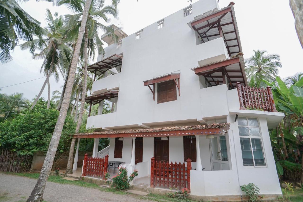 Sonri Villa Sea View Unawatuna Extérieur photo