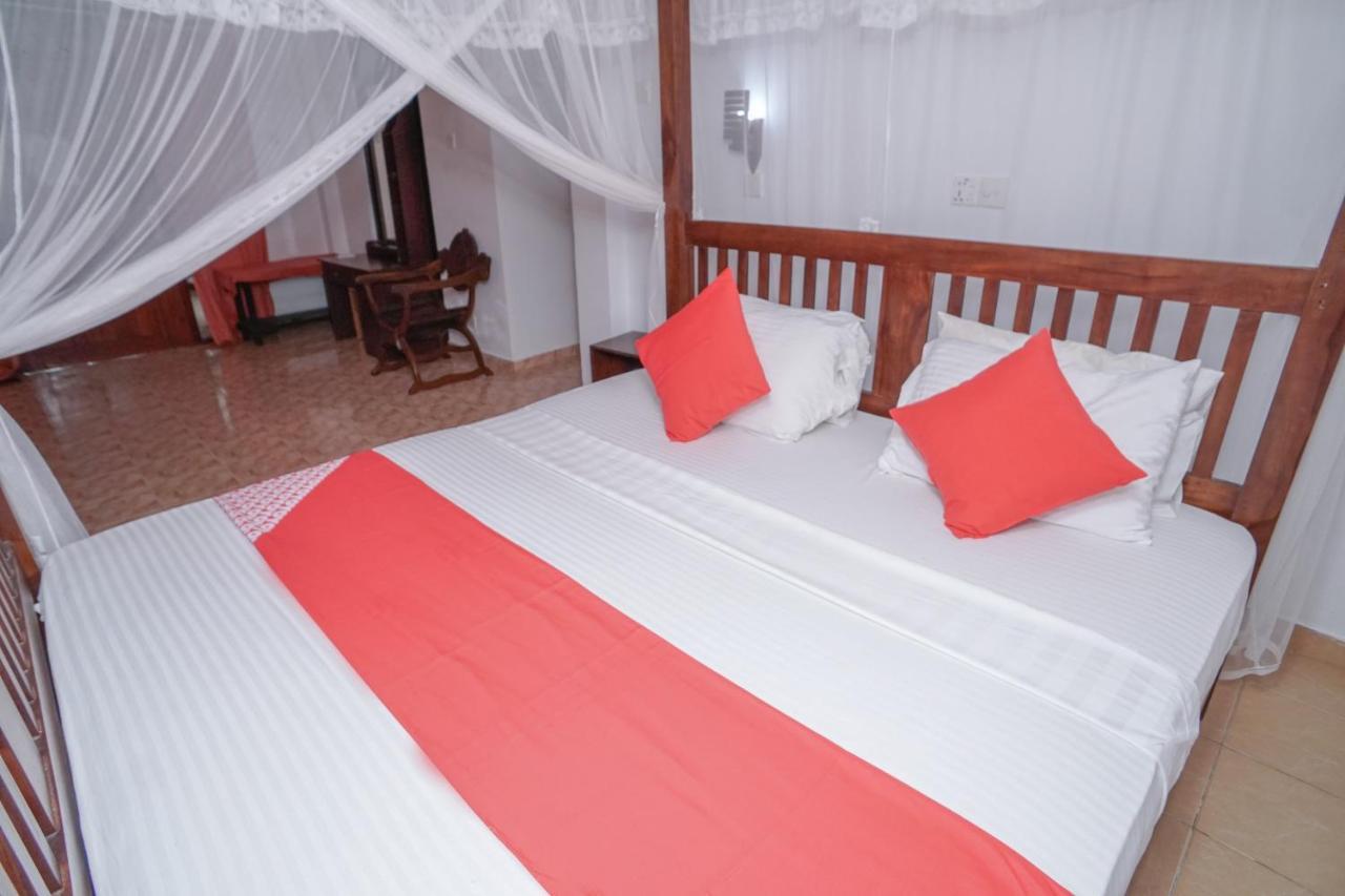 Sonri Villa Sea View Unawatuna Extérieur photo