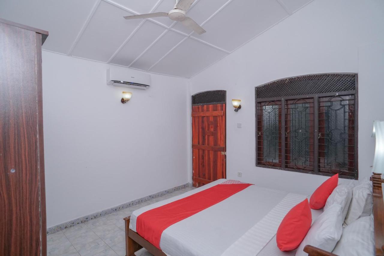 Sonri Villa Sea View Unawatuna Extérieur photo